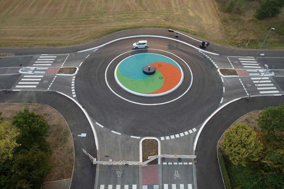 turntable-roundabout.jpg