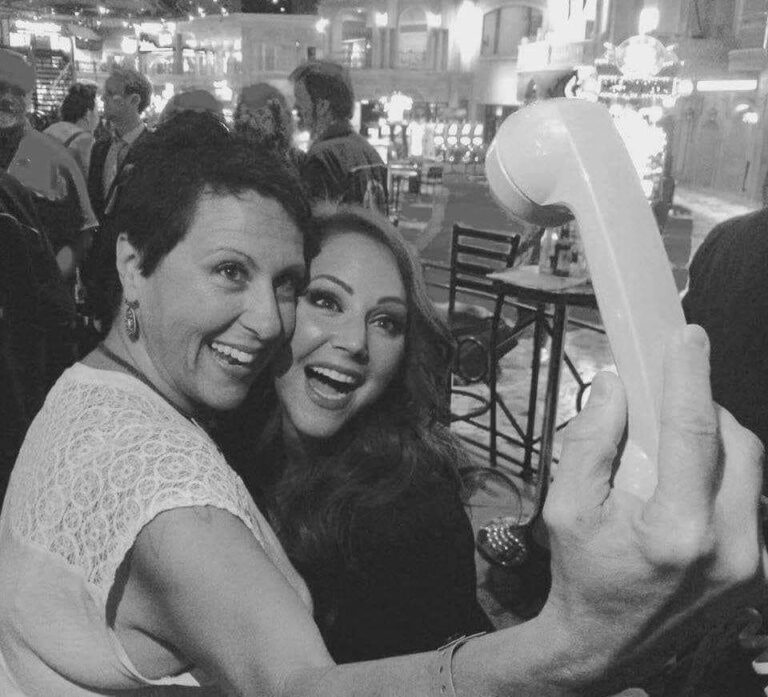 SelfiesInTheEightiesa0f580a20d2b7846671bea03bcd5baed-1-1730594259.401-768x697.jpg